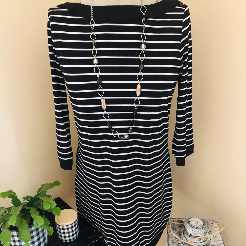 White House Black Market Dress Sz Medium